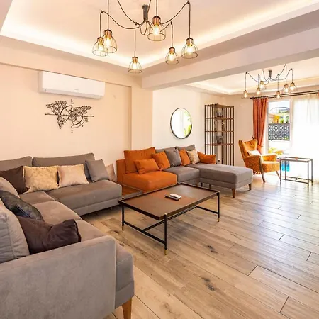 4 Beds, Luxury In Hisaroenue Oeluedeniz Mia Willa Fethiye
