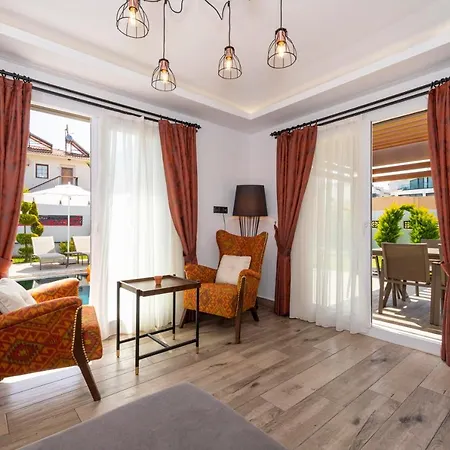 4 Beds, Luxury In Hisaroenue Oeluedeniz Mia Фетхие
