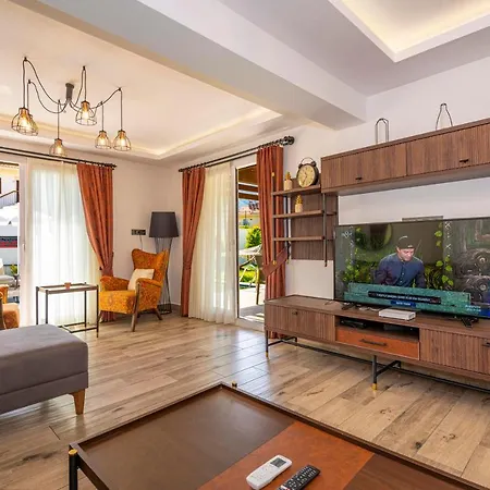 4 Beds, Luxury In Hisaroenue Oeluedeniz Mia Вилла *