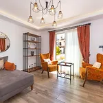 4 Beds, Luxury In Hisaroenue Oeluedeniz Mia Villa