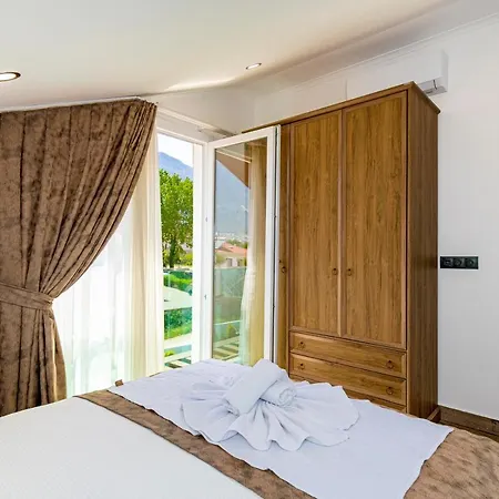 Villa 4 Beds, Luxury In Hisaroenue Oeluedeniz Mia *