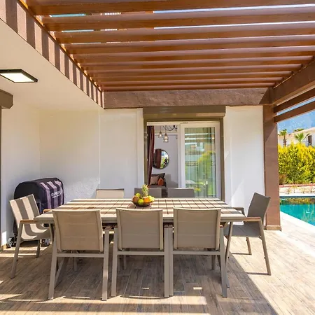 4 Beds, Luxury In Hisaroenue Oeluedeniz Mia Villa