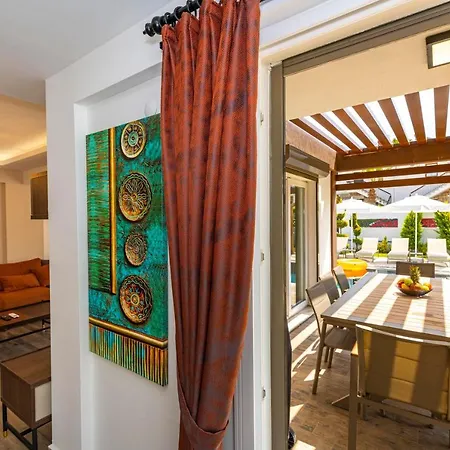 4 Beds, Luxury In Hisaroenue Oeluedeniz Mia Villa