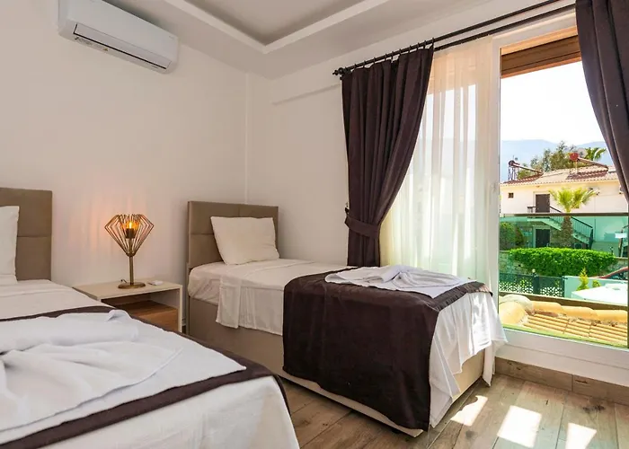 Вилла 4 Beds, Luxury In Hisaroenue Oeluedeniz Mia Фетхие