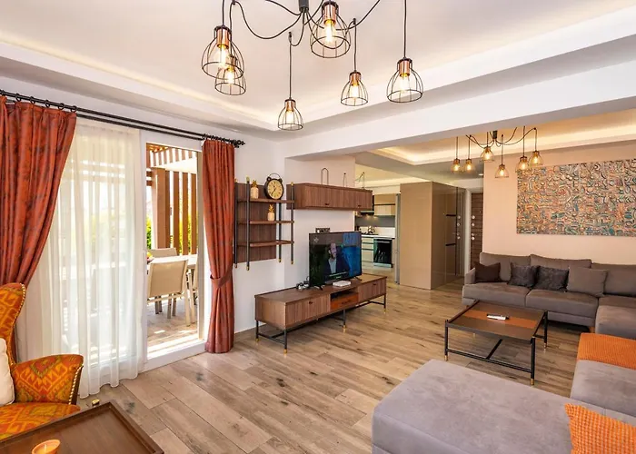 4 Beds, Luxury In Hisaroenue Oeluedeniz Mia فتحية
